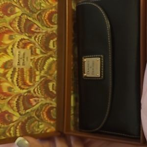 Doony & Burke Gorgerous Black Women's Wallet